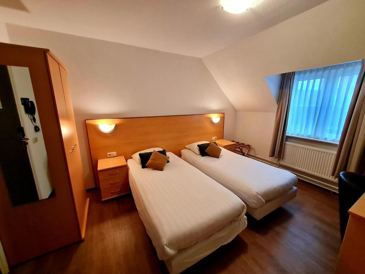 Hotel Restaurant 'T Trefpunt ميد المظهر الخارجي الصورة