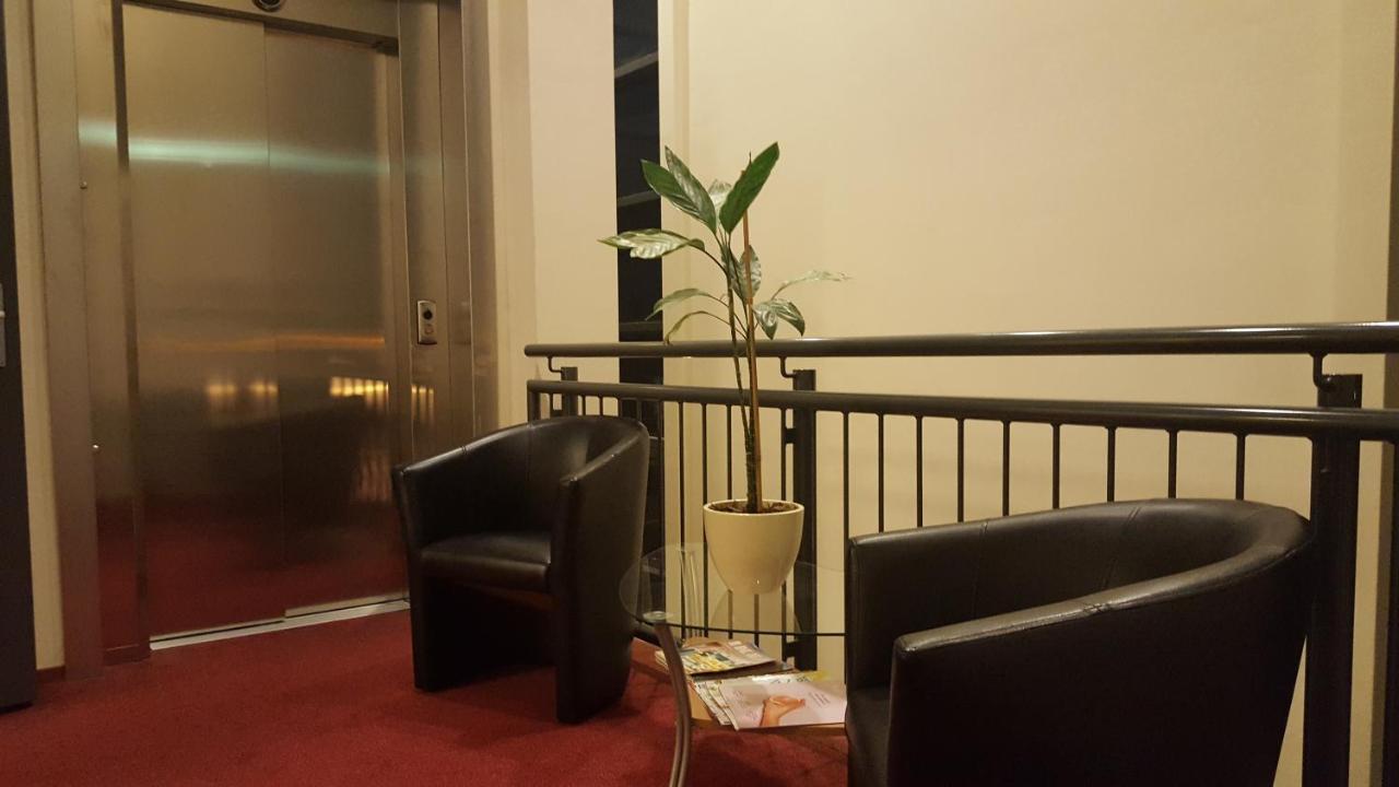Hotel Restaurant 'T Trefpunt ميد المظهر الخارجي الصورة